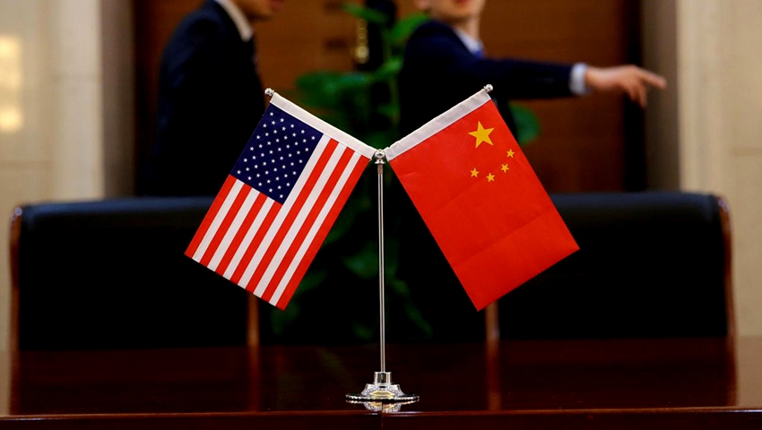 هل تتحول الحرب التجارية الصينية-الأمريكية إلى حرب عملات؟!!