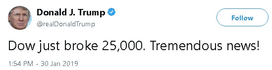 الرئيس الأمريكي يغرد على تويتر معبراً عن سعادته بتجاوز مؤشر الداو جونز مستوى 25000.0 بعد التغير الجذري بسياسة الفيدرالي